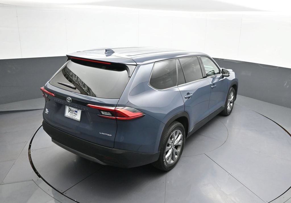 Certified 2024 Toyota Grand Highlander AWD image 39