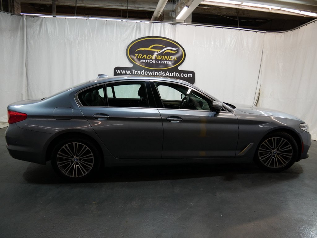 Used 2019 BMW 540i xDrive w/ Premium Package AWD/4WD image 4