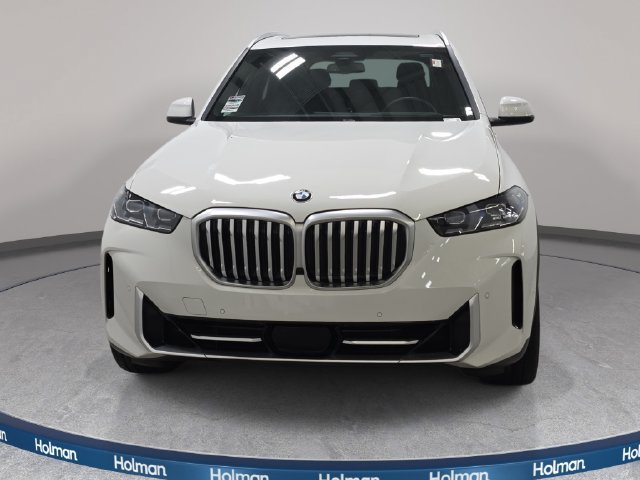 Certified 2024 BMW X5 xDrive40i w/ Premium Package AWD/4WD image 2