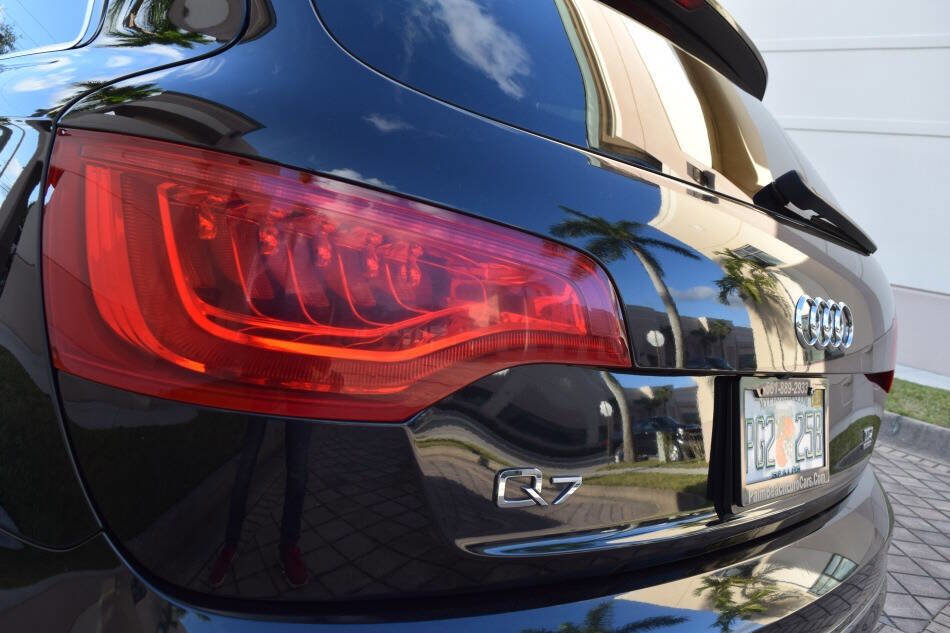 Used 2015 Audi Q7 TDI Premium Plus AWD/4WD image 24