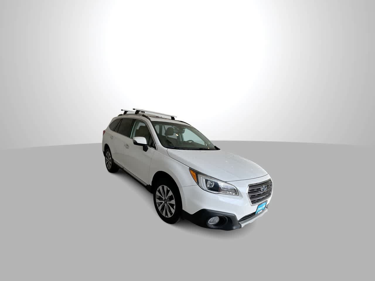 Used 2017 Subaru Outback 3.6R Touring AWD/4WD image 2