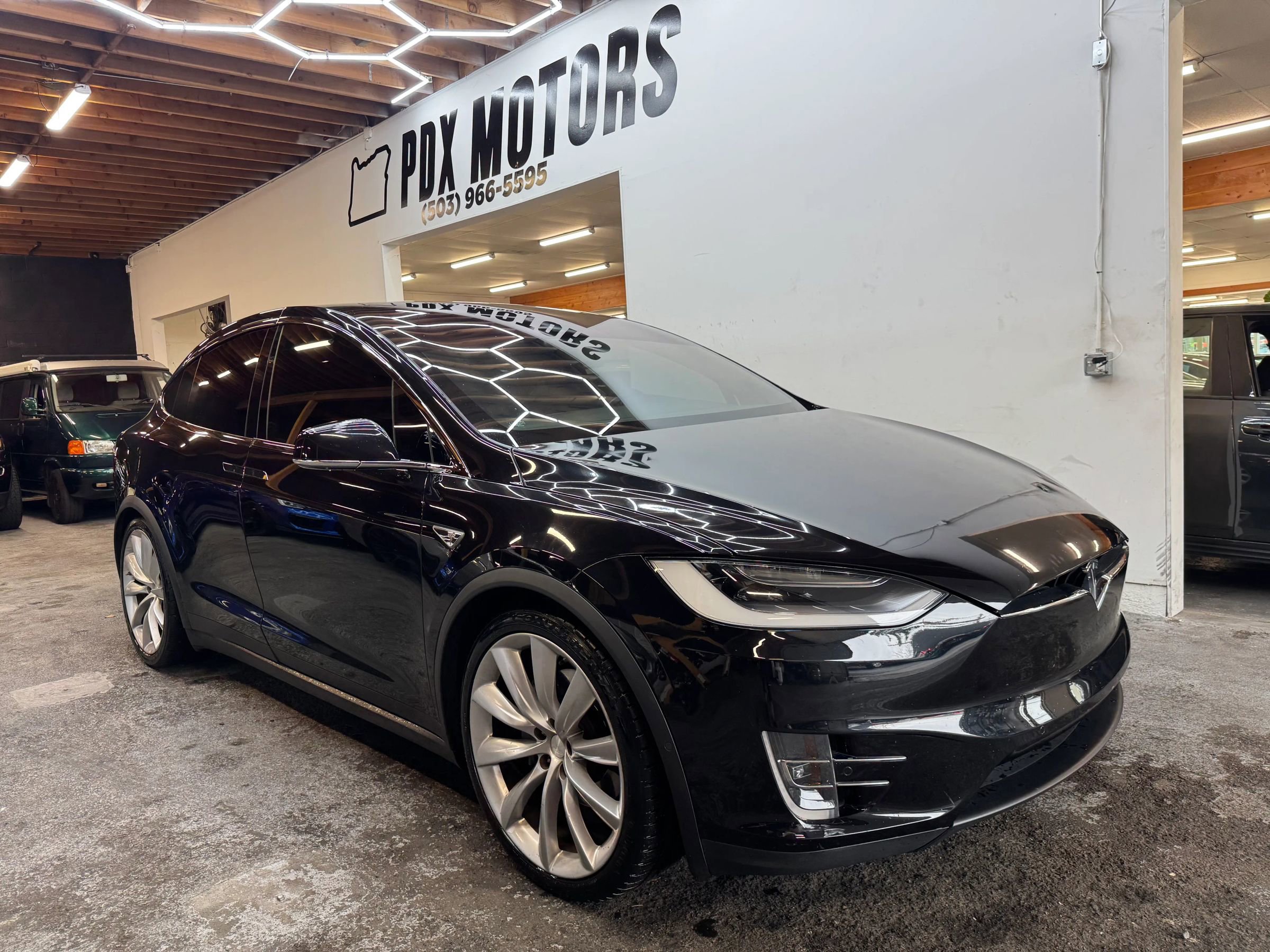 Used 2016 Tesla Model X 90D image 24