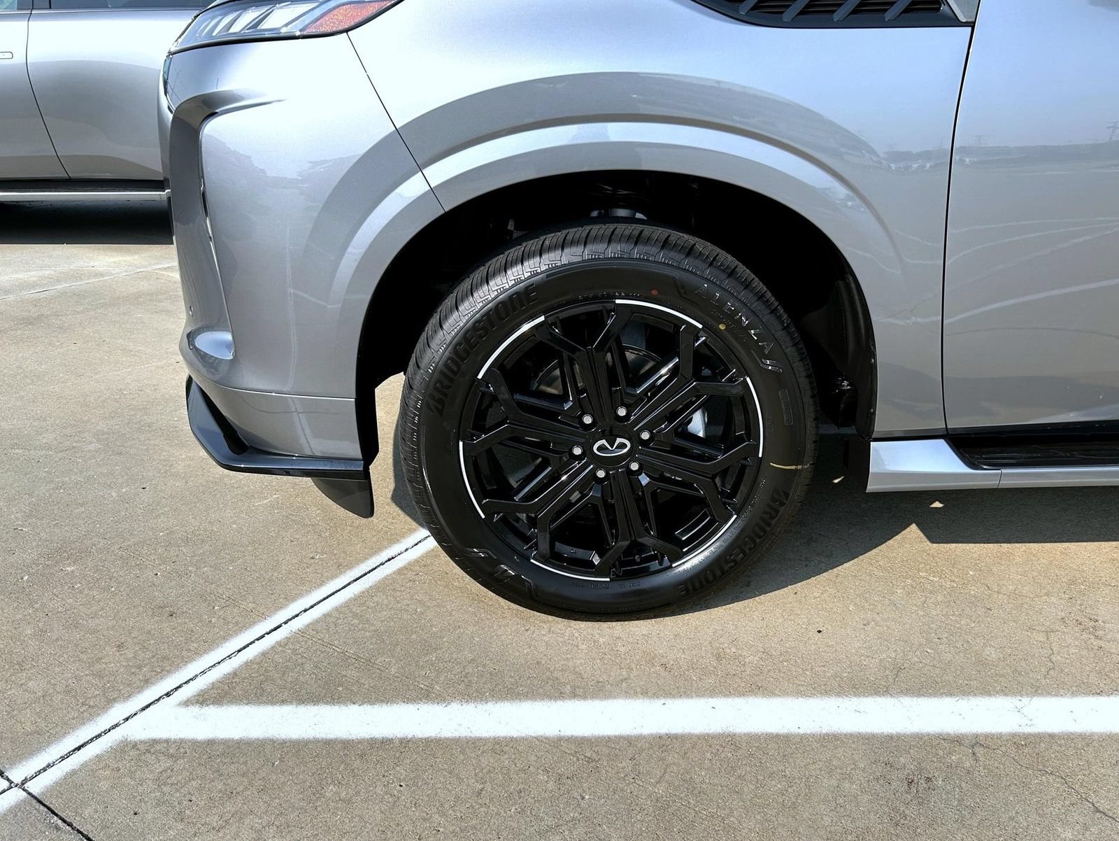 New 2027 INFINITI QX80 Sensory AWD/4WD image 24