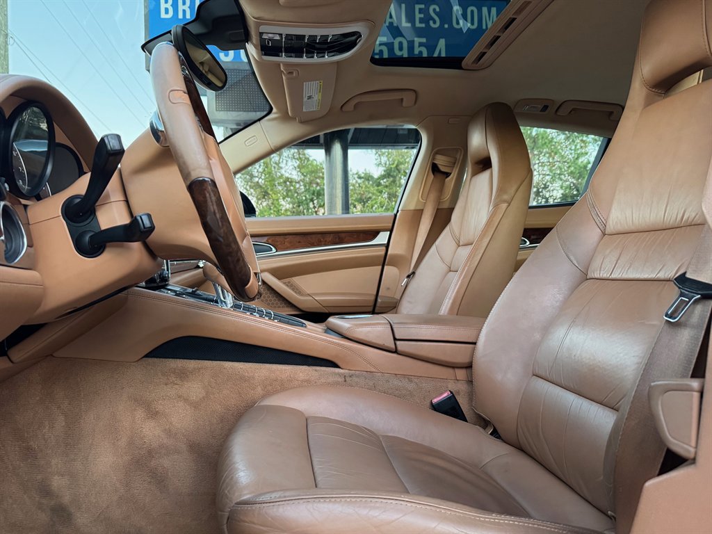Used 2012 Porsche Panamera 4 AWD/4WD image 10