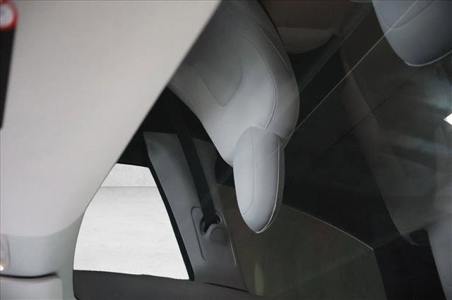 Used 2023 Tesla Model Y Long Range image 21