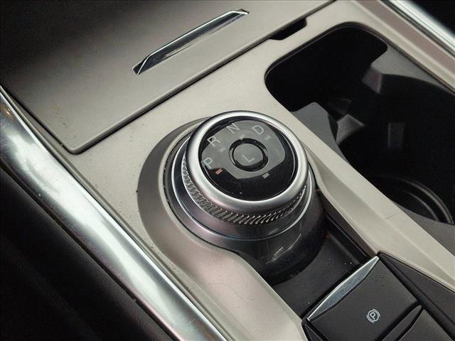 Used 2021 Ford Explorer Limited w/ Equipment Group 301A AWD/4WD image 12