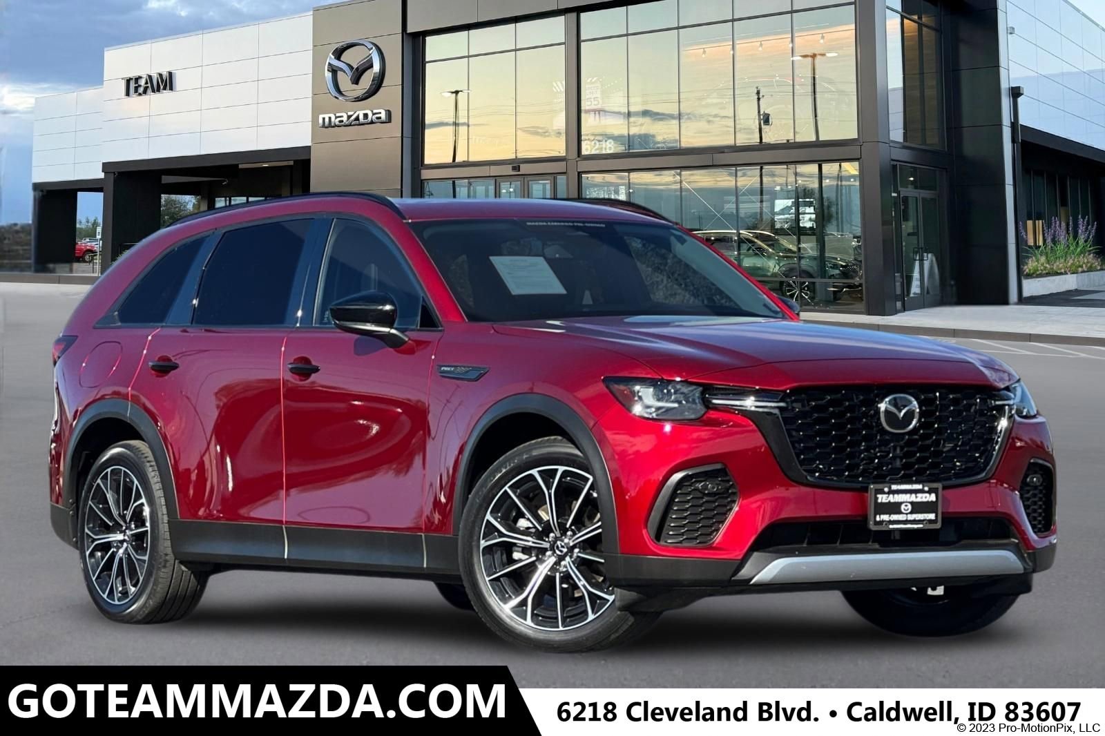 Certified 2025 MAZDA CX-70 Plug-In Hybrid w/ Premium Pkg image 1