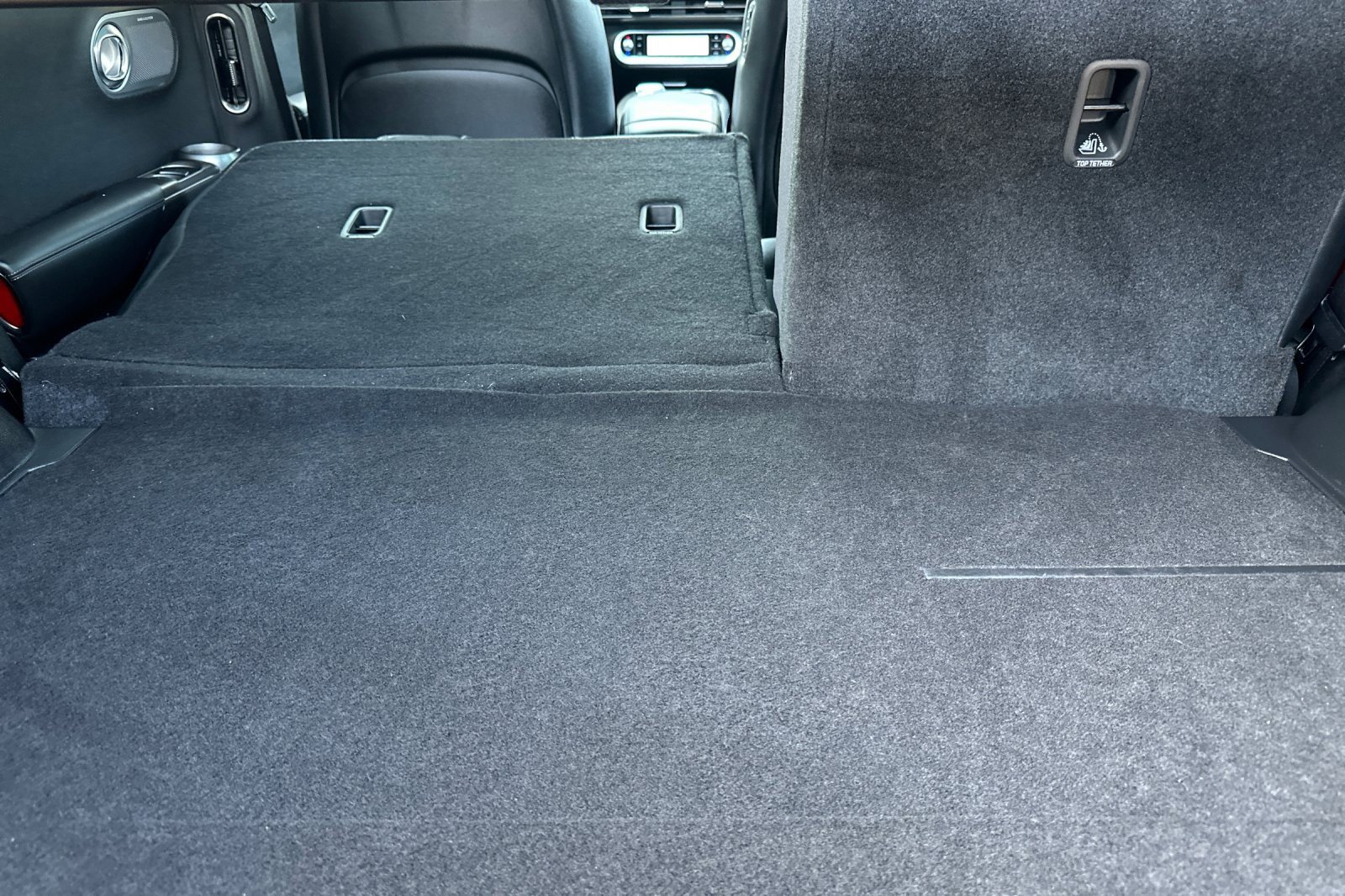 Used 2023 Genesis GV60 Advanced image 16