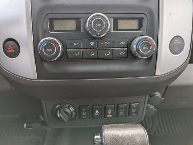 Used 2015 Nissan Frontier PRO-4X AWD/4WD image 19