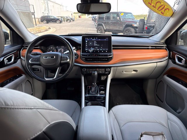 Used 2022 Jeep Compass Limited AWD/4WD image 14