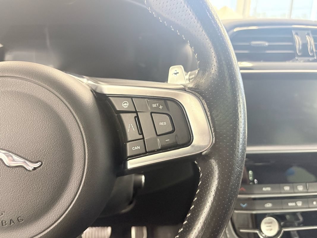 Used 2020 Jaguar F-PACE SVR AWD/4WD image 20