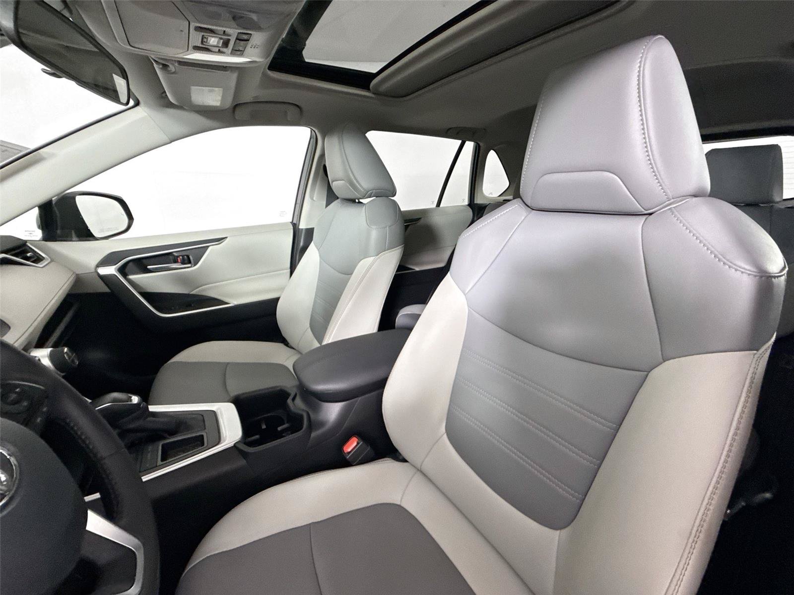 Certified 2025 Toyota RAV4 XLE Premium FWD image 3