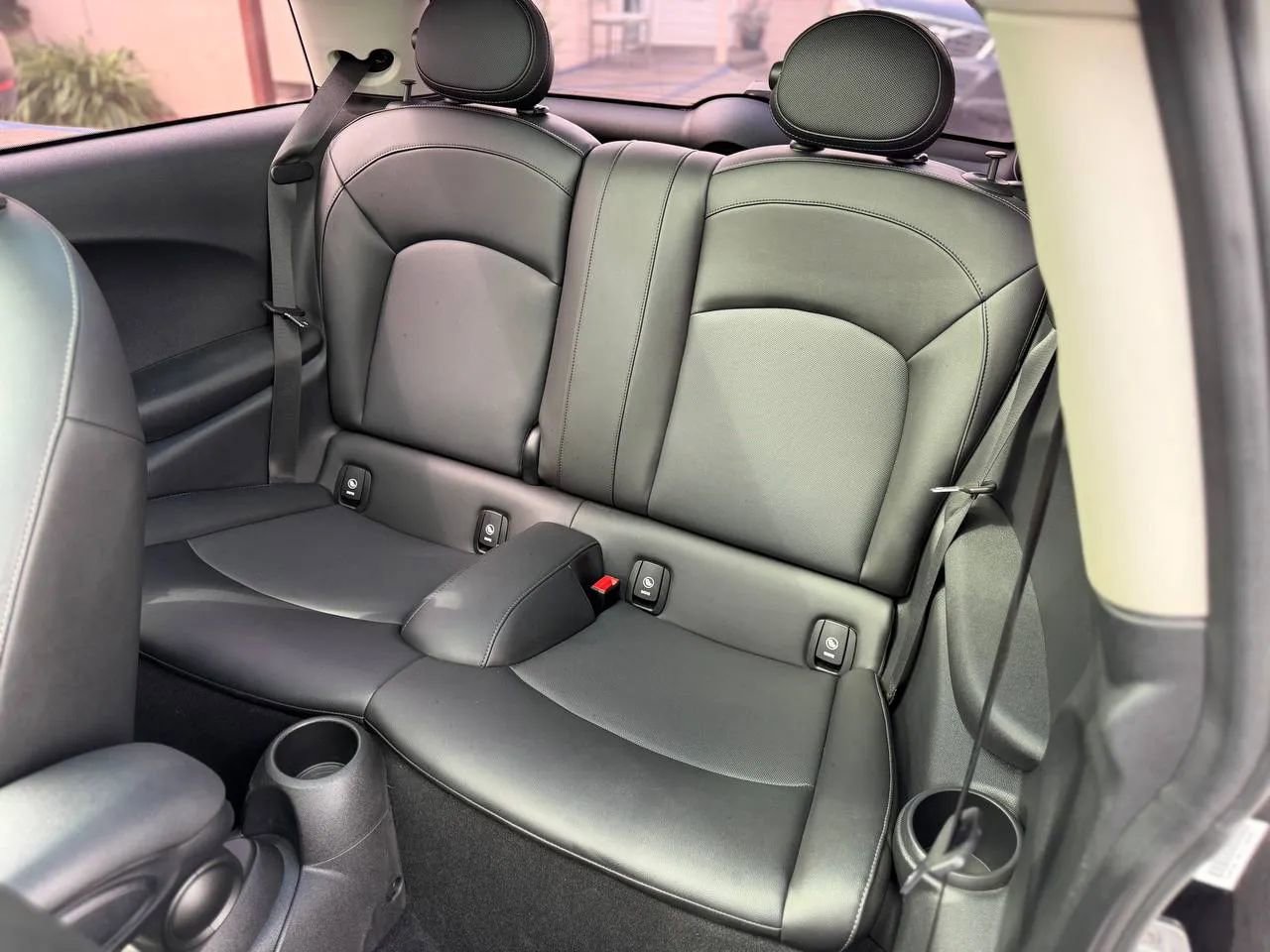 Used 2019 MINI Cooper 2-Door Hardtop FWD image 24