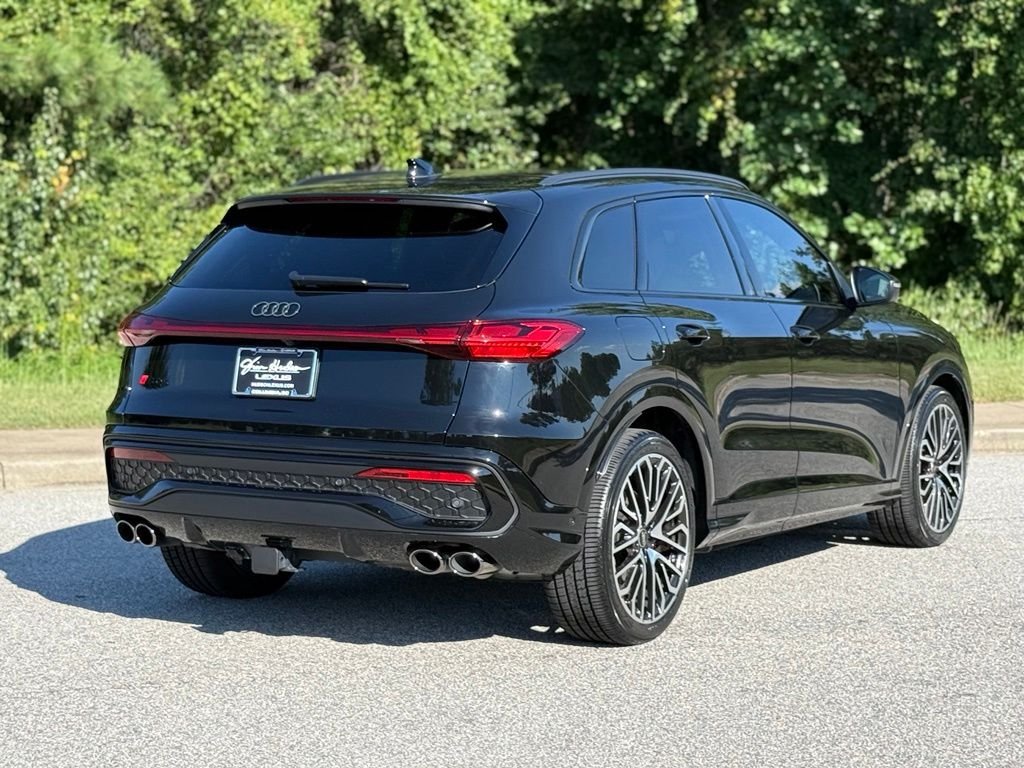 Used 2025 Audi SQ5 Prestige AWD/4WD image 13