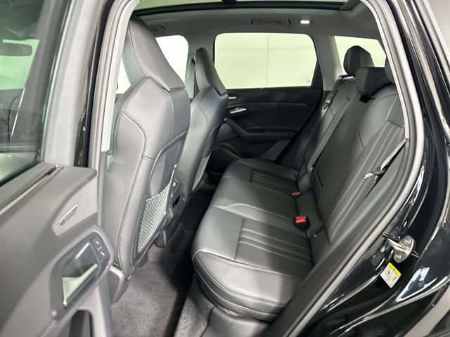 Used 2025 Audi Q6 e-tron Premium Plus image 25