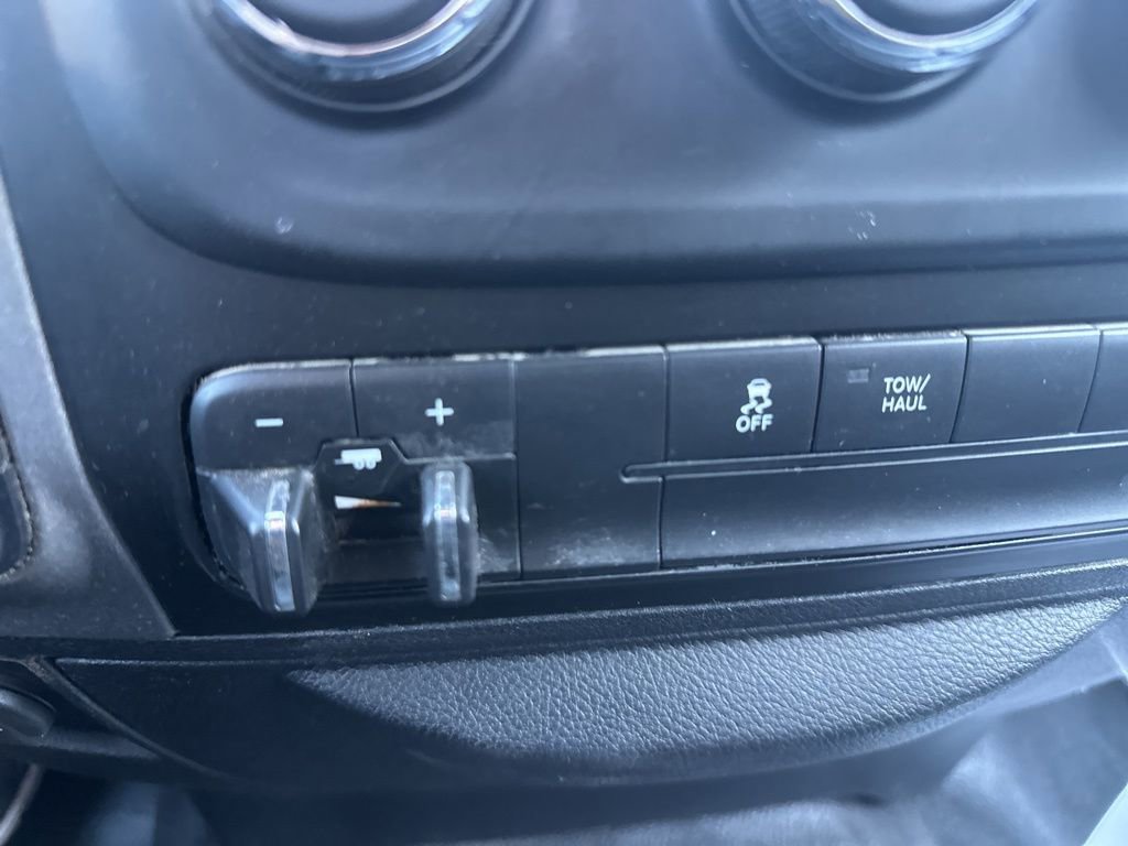 Used 2018 RAM 1500 Tradesman w/ Protection Group image 17