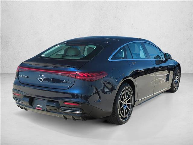 Used 2022 Mercedes-Benz EQS 580 4MATIC Sedan image 5