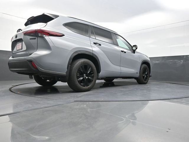 Used 2024 Toyota Highlander XLE image 43