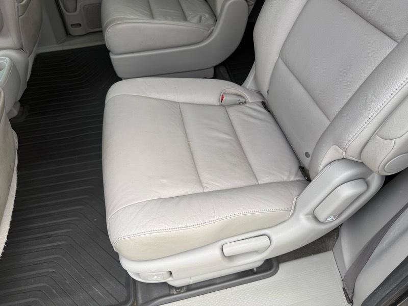 Used 2012 Honda Odyssey EX-L image 12