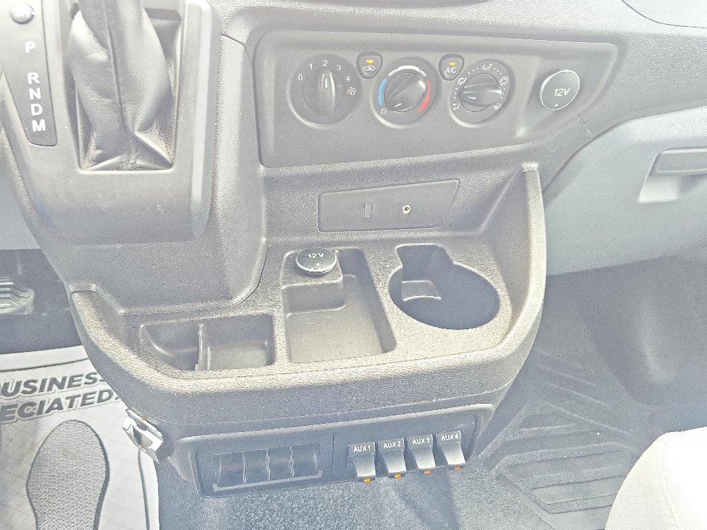 Used 2016 Ford Transit 250 130 Low Roof RWD image 29