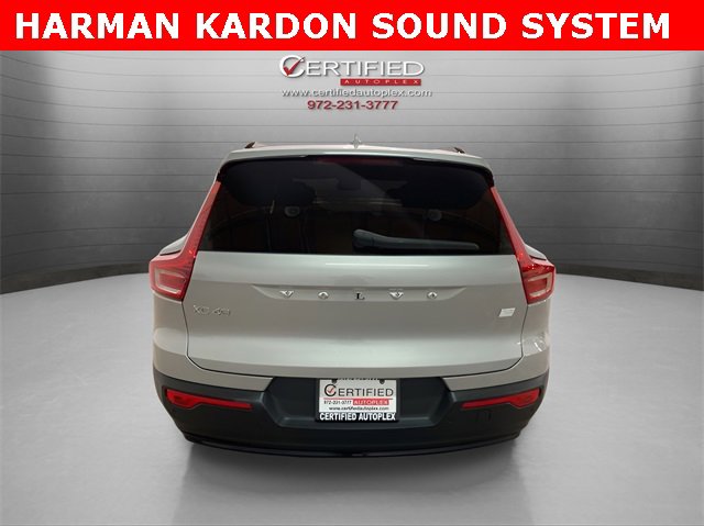 Used 2023 Volvo XC40 Recharge Ultimate w/ Protection Package Premier image 5