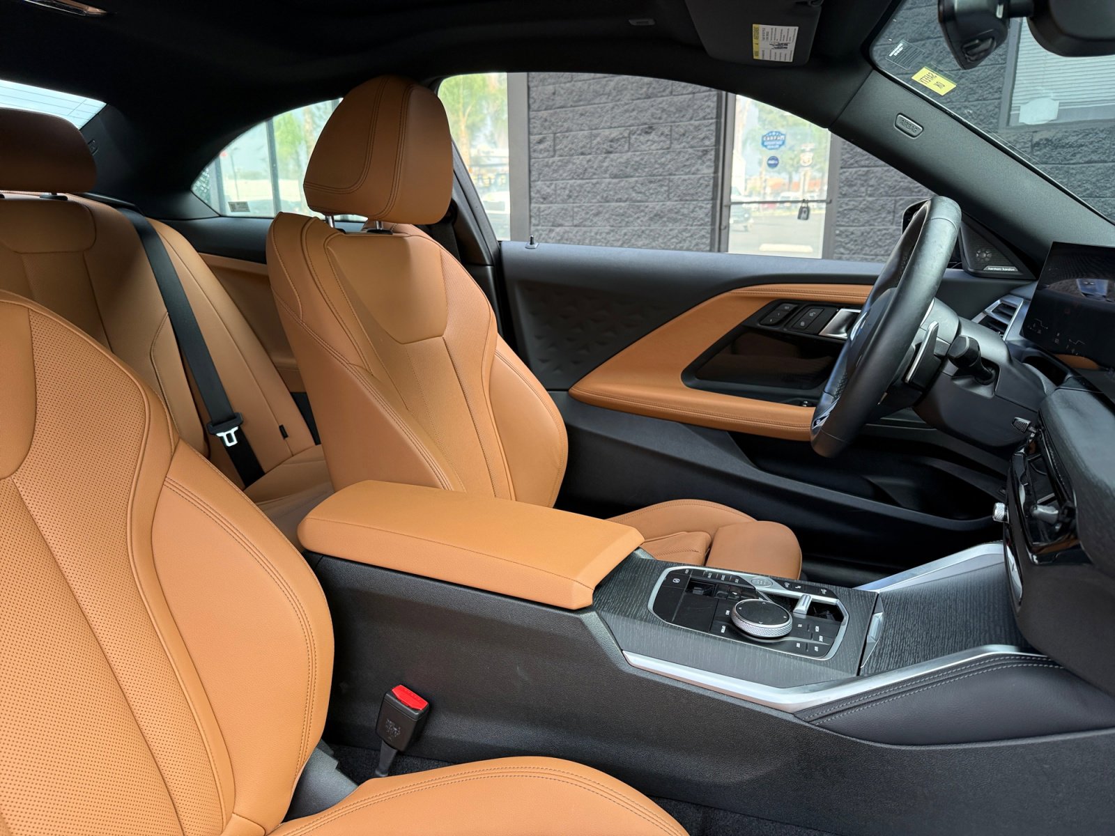 Used 2025 BMW 230i Coupe w/ M Sport Package image 17