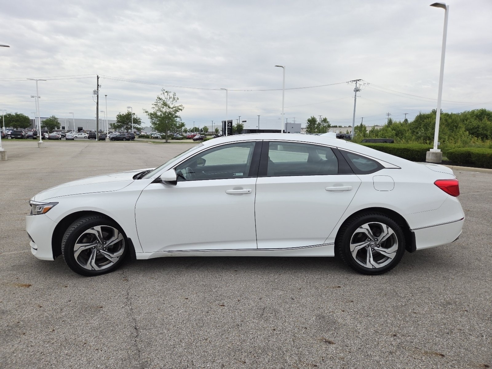 Used 2019 Honda Accord EX image 13