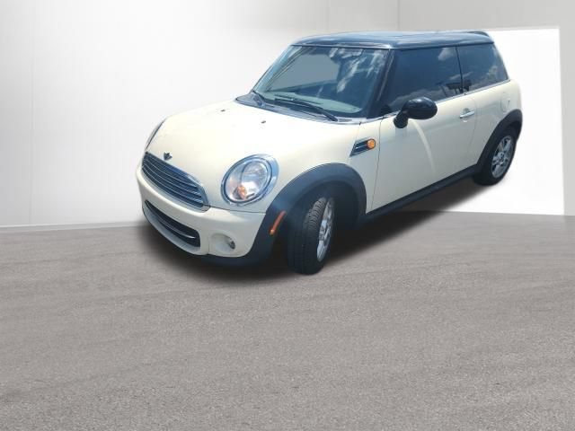 Used 2013 MINI Cooper Hardtop FWD image 1