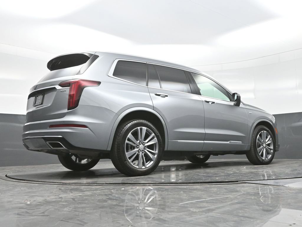 Certified 2025 Cadillac XT6 Premium Luxury image 23