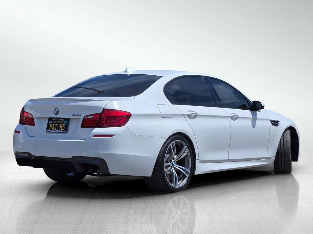 Used 2013 BMW M5 RWD image 5