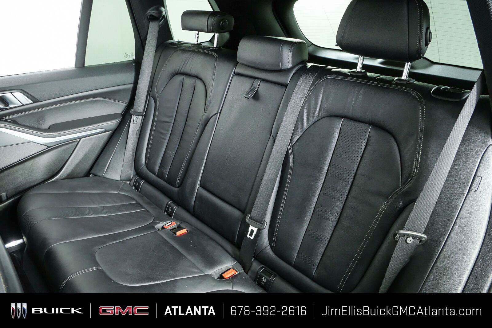 Used 2019 BMW X5 xDrive40i w/ M Sport Package AWD/4WD image 18