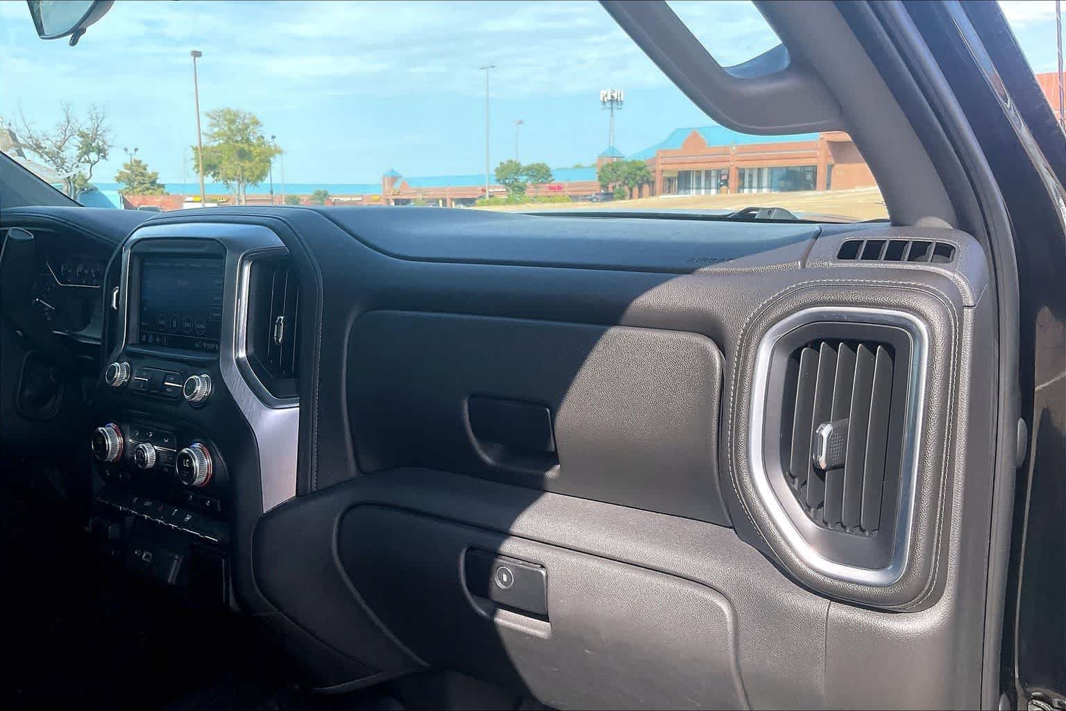 Used 2019 GMC Sierra 1500 SLE w/ SLE Value Package AWD/4WD image 22