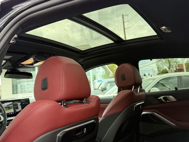 Certified 2024 BMW X6 xDrive40i w/ Parking Assistance Package AWD/4WD image 17