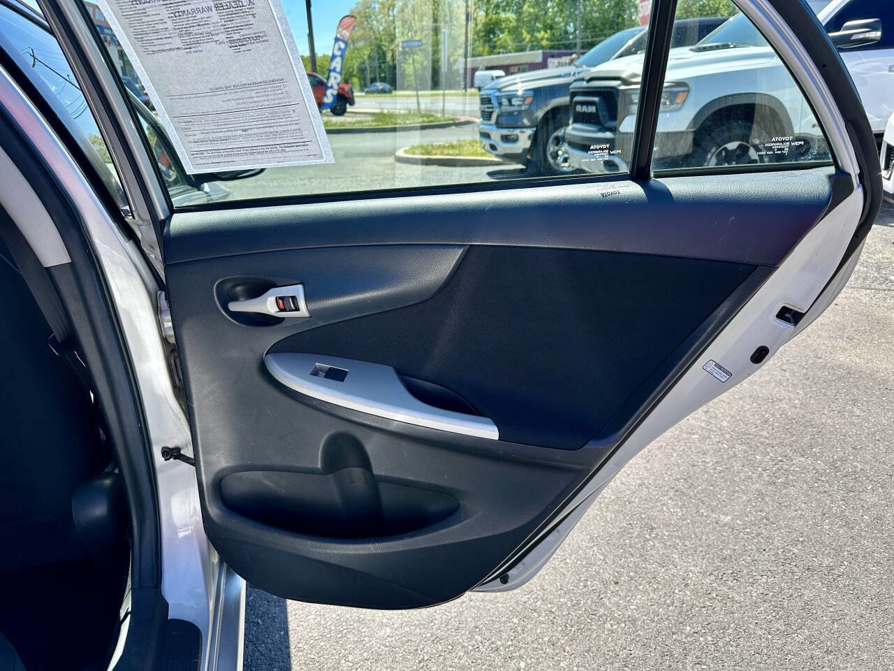 Used 2010 Toyota Corolla FWD image 15