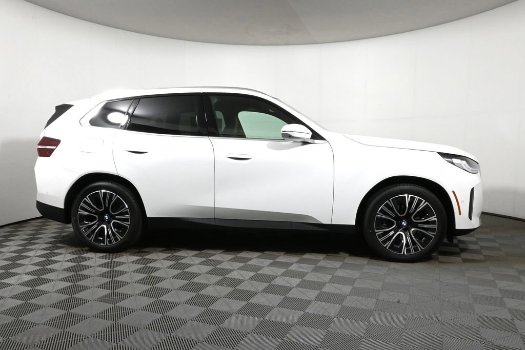 Used 2025 BMW X3 xDrive30i w/ Premium Package image 8