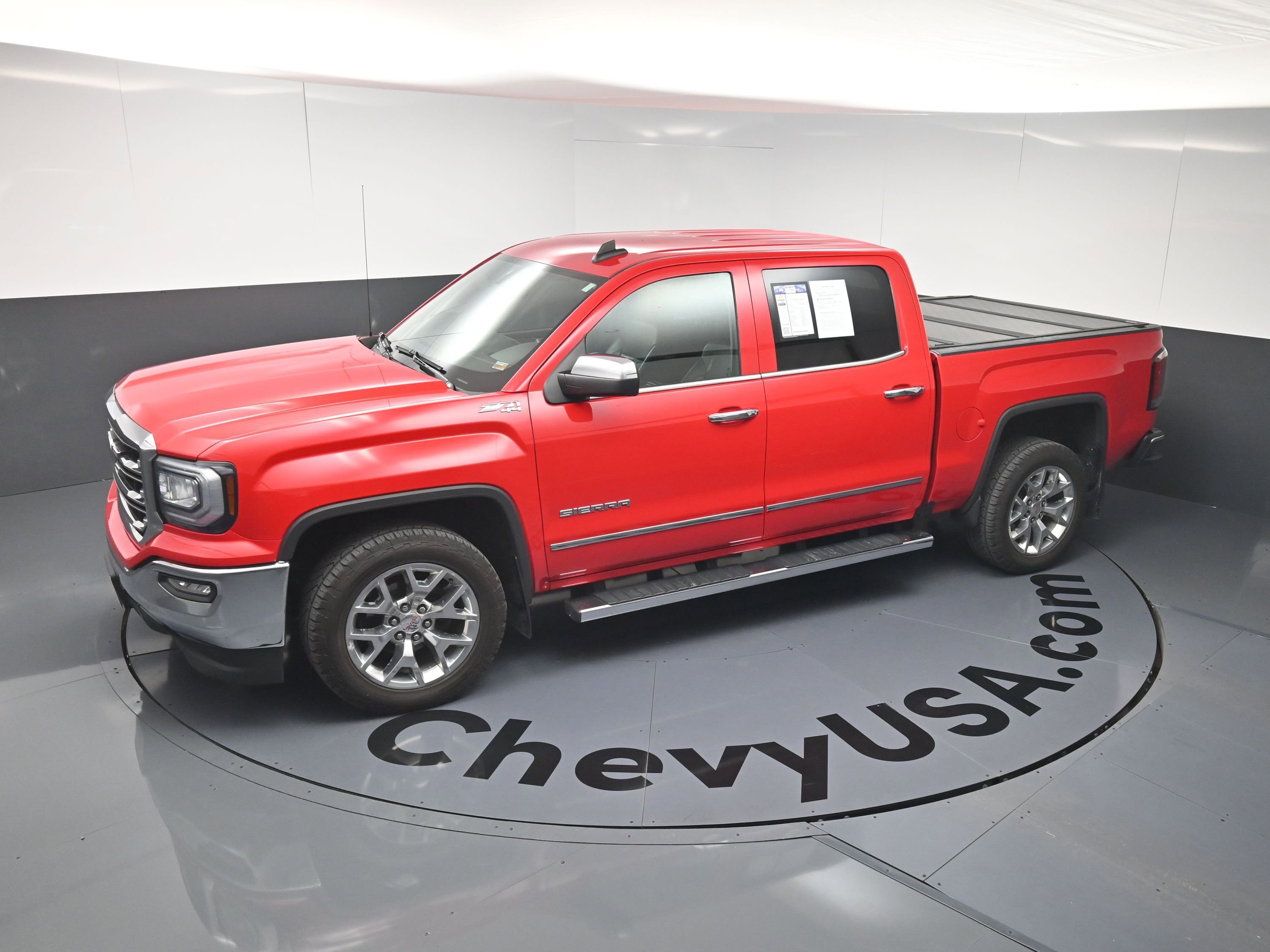 Used 2017 GMC Sierra 1500 SLT w/ SLT Premium Package AWD/4WD image 12