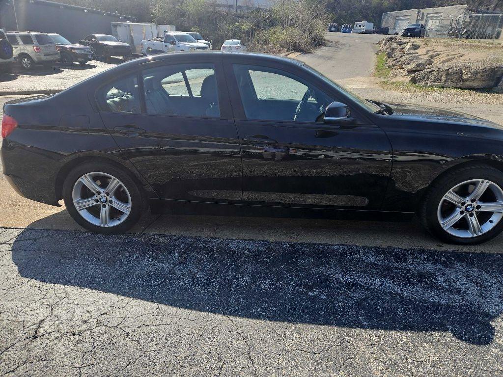 Used 2015 BMW 328i xDrive Sedan image 3