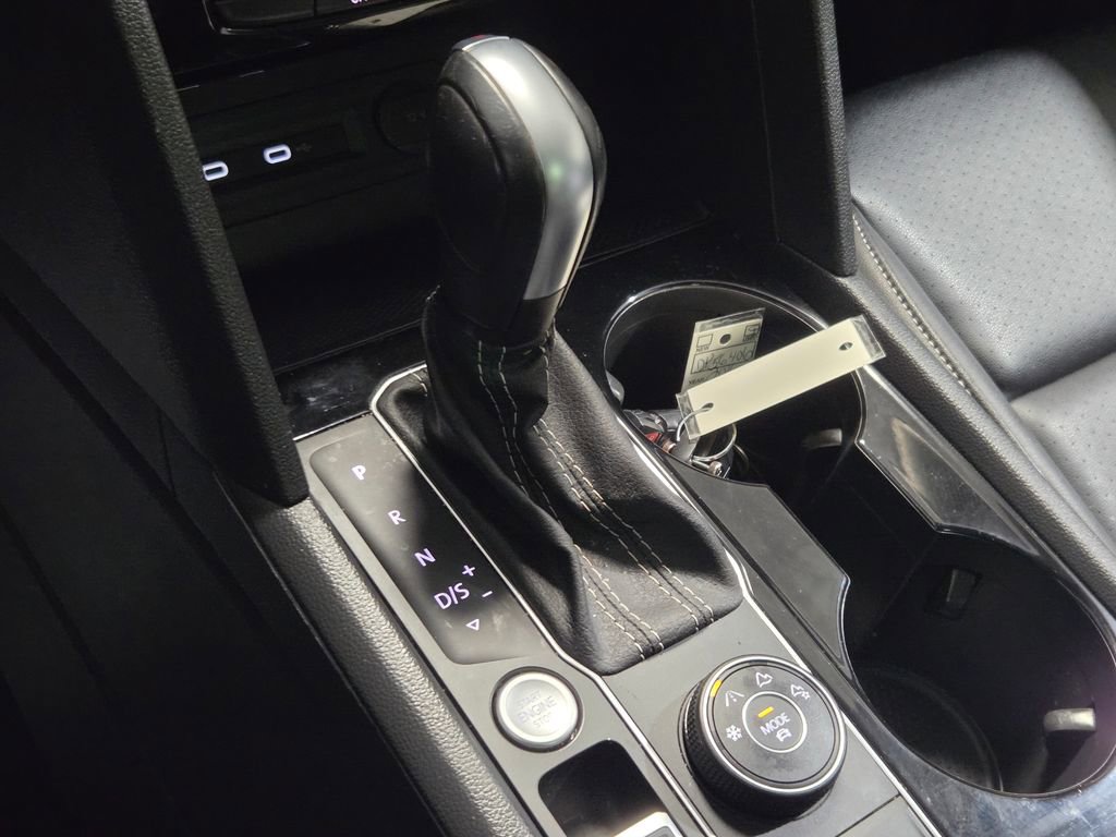 Used 2022 Volkswagen Atlas SE image 6