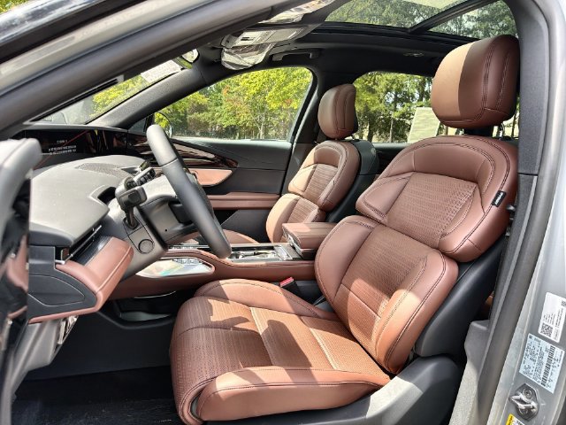 New 2026 Lincoln Nautilus Reserve AWD/4WD image 11