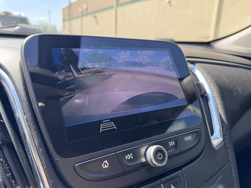 Used 2020 Chevrolet Malibu LT image 9