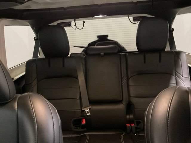 Used 2022 Jeep Wrangler Unlimited Sahara w/ Cold Weather Group AWD/4WD image 20