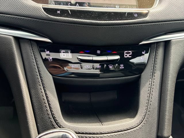 Certified 2025 Cadillac XT5 Premium Luxury w/ Technology Package AWD/4WD image 26