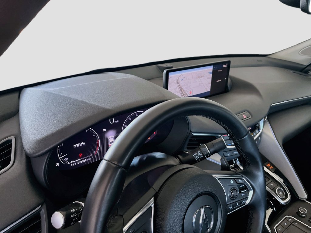 Used 2025 Acura TLX w/ Technology Package FWD image 9