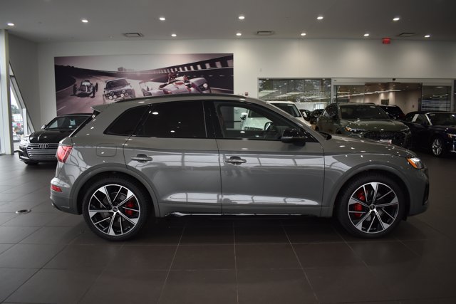 Used 2023 Audi SQ5 Premium Plus AWD/4WD image 9