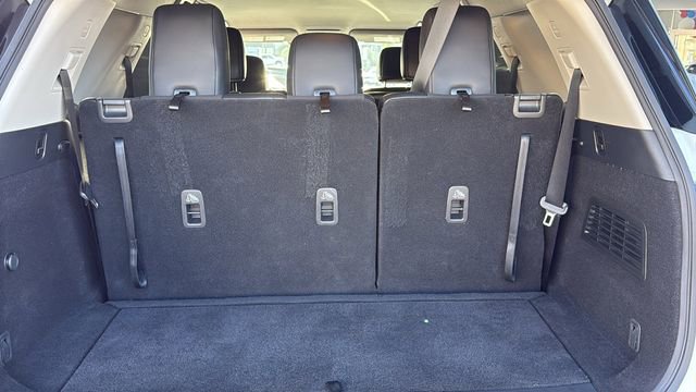 Used 2024 Nissan Pathfinder SL image 32