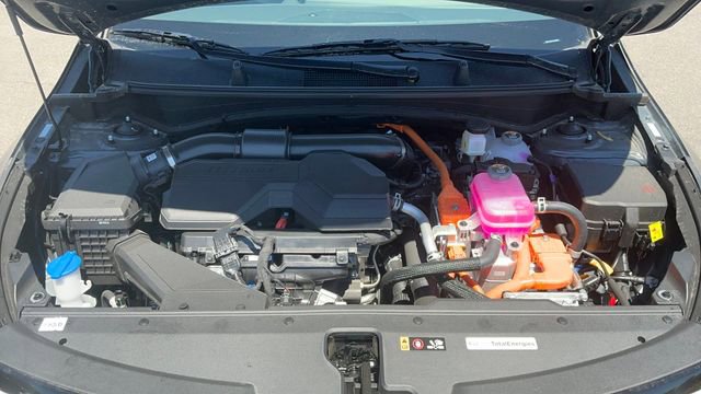 Certified 2025 Kia Sportage EX w/ EX Premium Package image 16