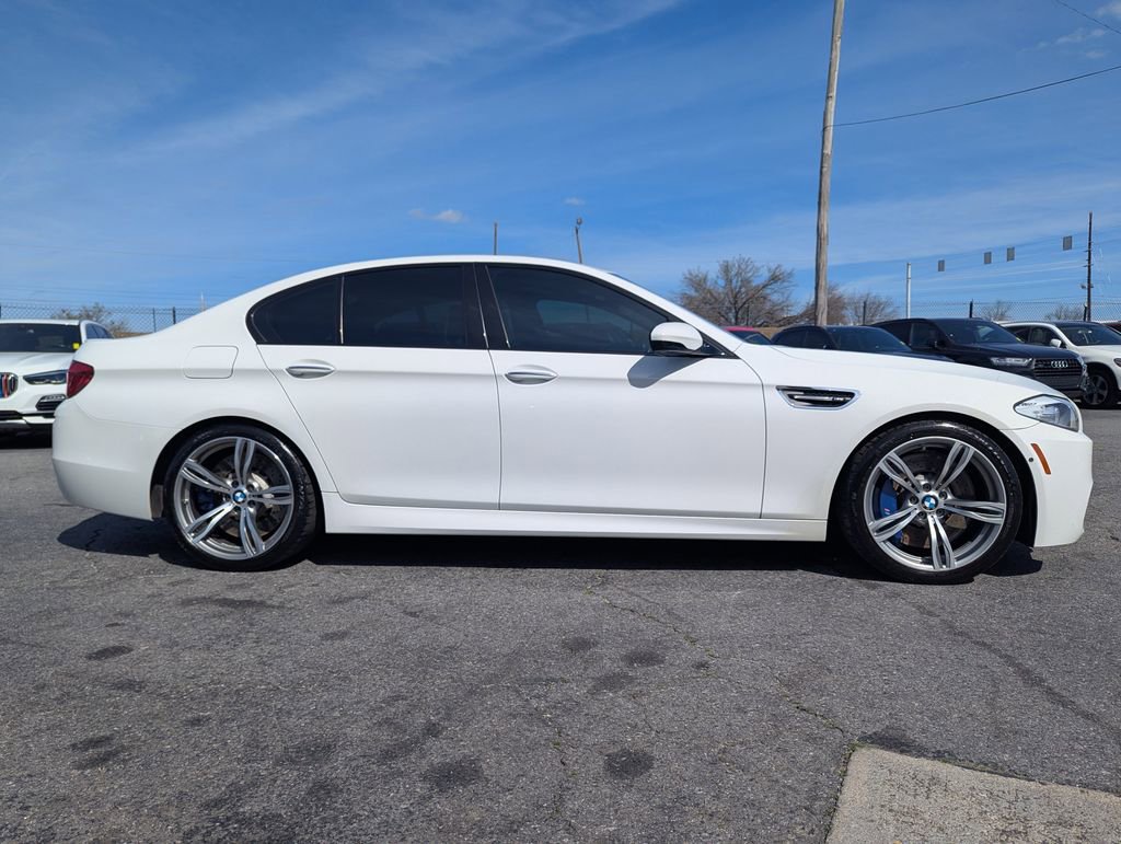 Used 2013 BMW M5 RWD image 4