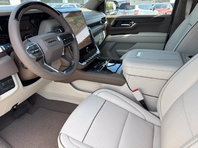 New 2026 GMC Yukon XL Denali w/ Denali Reserve Package AWD/4WD image 16