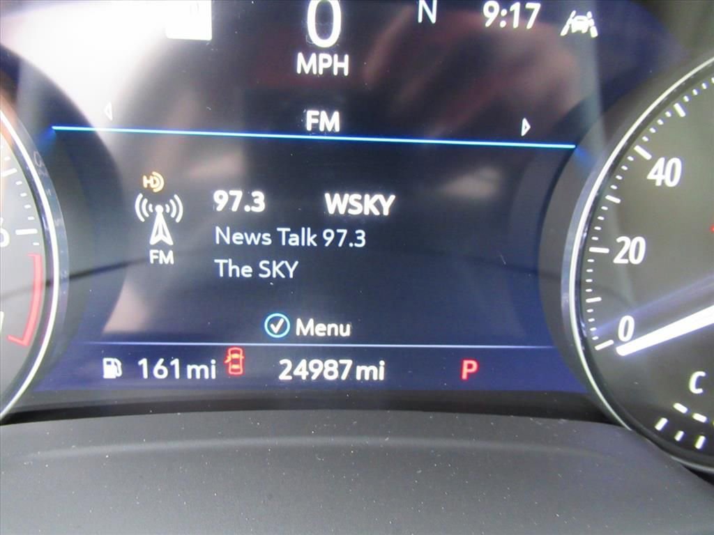 Used 2023 Buick Envision Avenir image 31