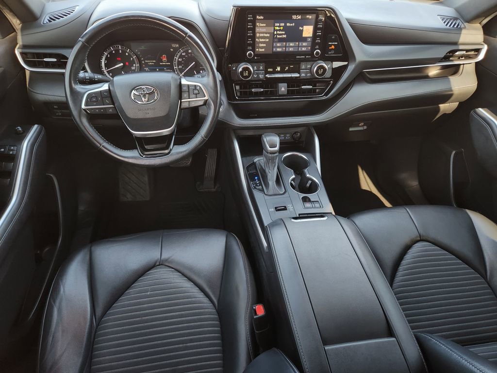 Used 2022 Toyota Highlander XSE image 30